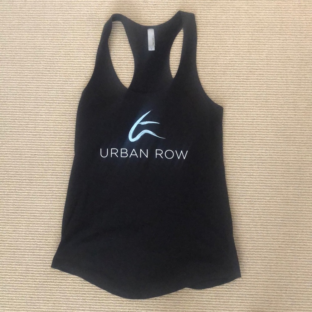 Next level tank size m